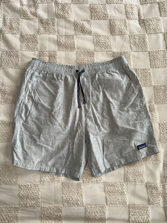 Patagonia Other - Patagonia Men's Baggies‎ Naturals Shorts Feels like Linen size XL
